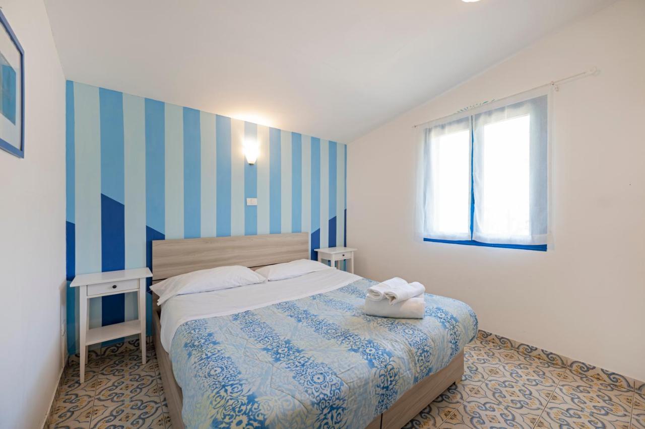 Marina Del Cantone Chalet 纳拉诺 外观 照片