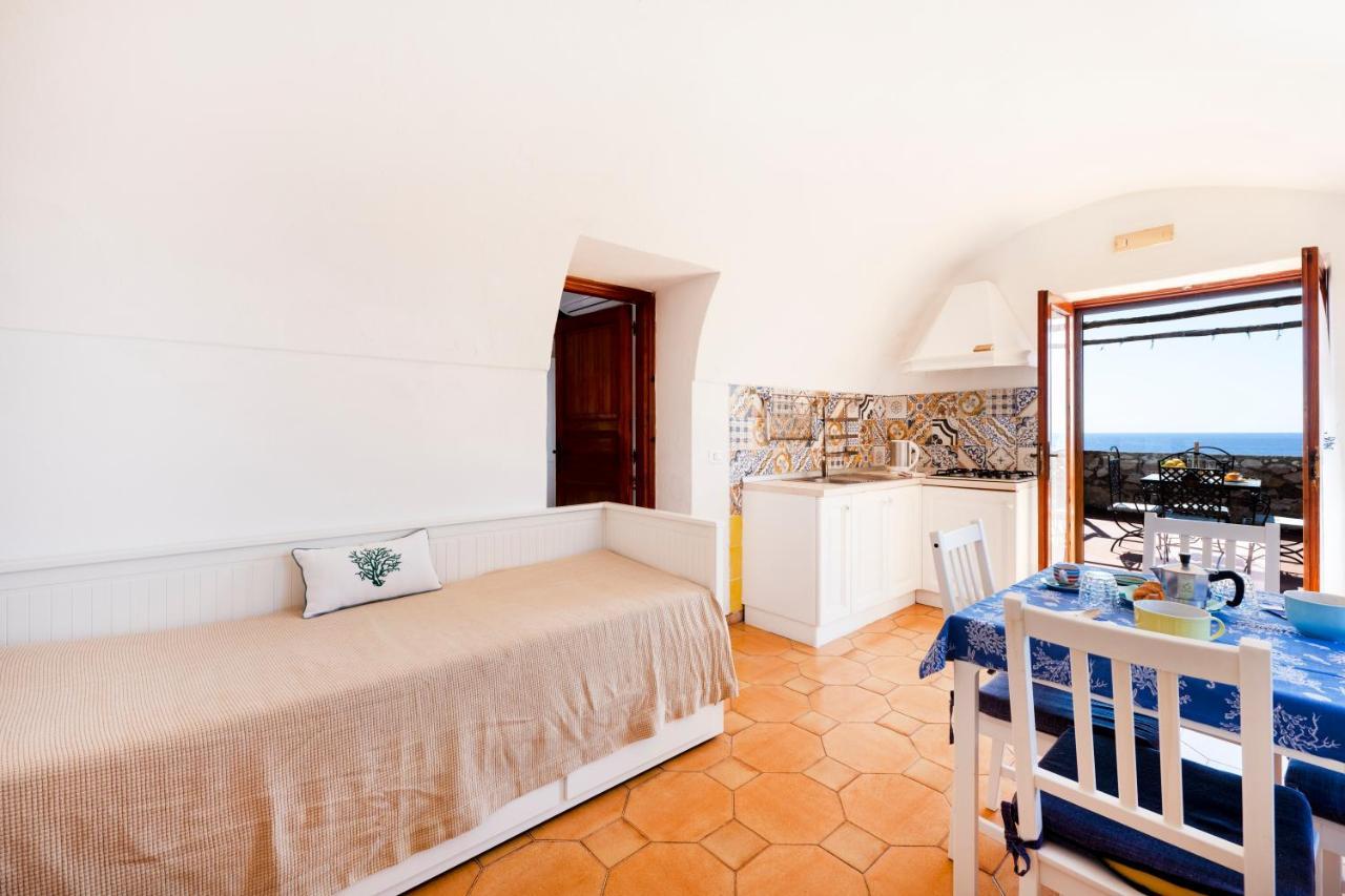 Marina Del Cantone Chalet 纳拉诺 外观 照片