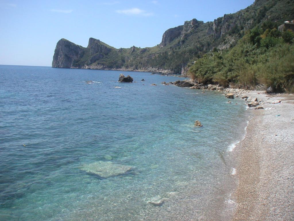 Marina Del Cantone Chalet 纳拉诺 外观 照片
